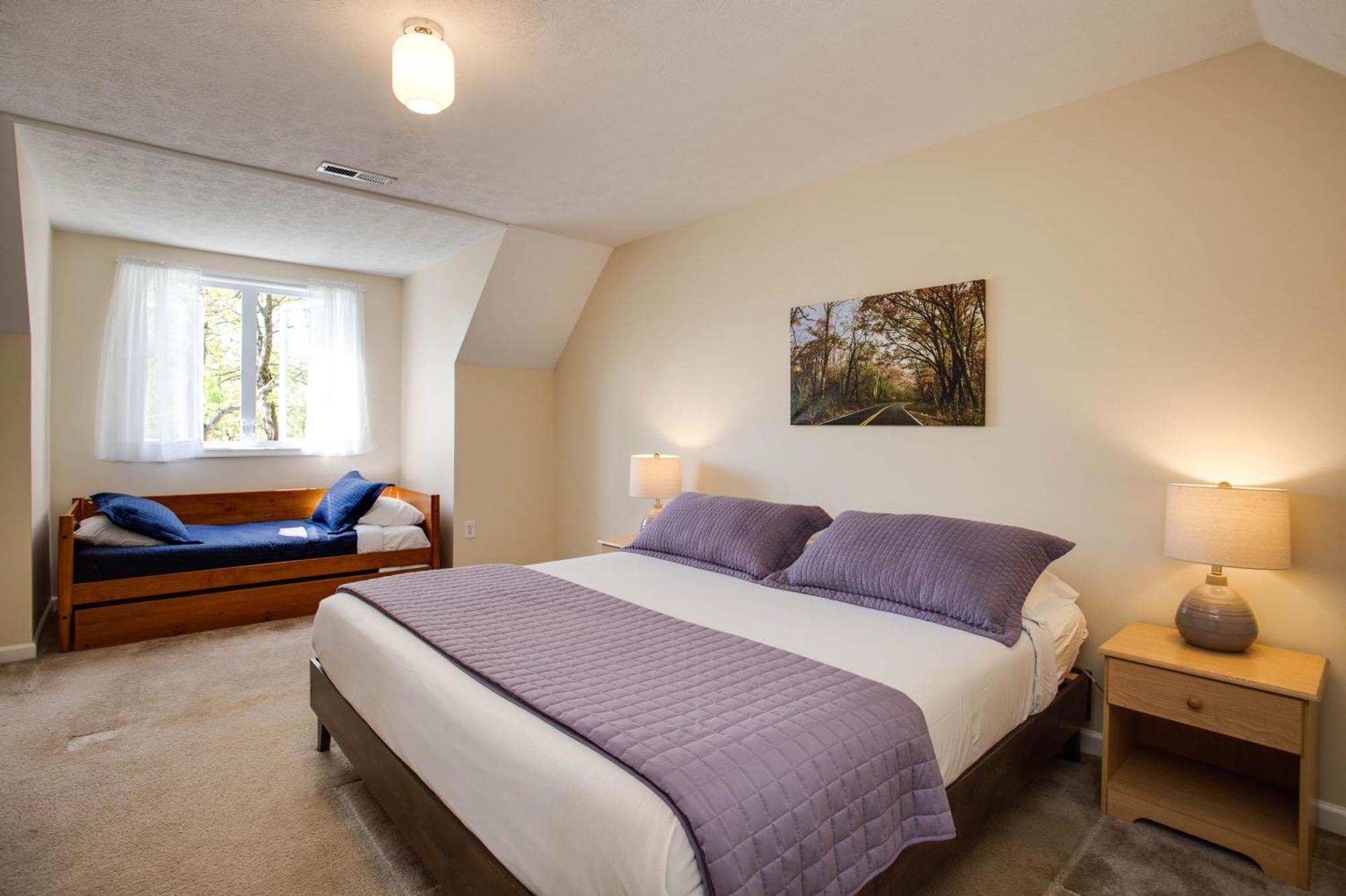 Love Ridge Mountain Lodging Lyndhurst Εξωτερικό φωτογραφία